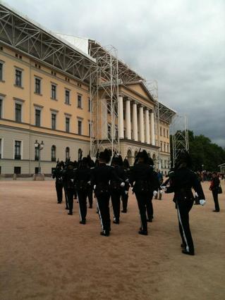 changingoftheguard_oslo.jpg